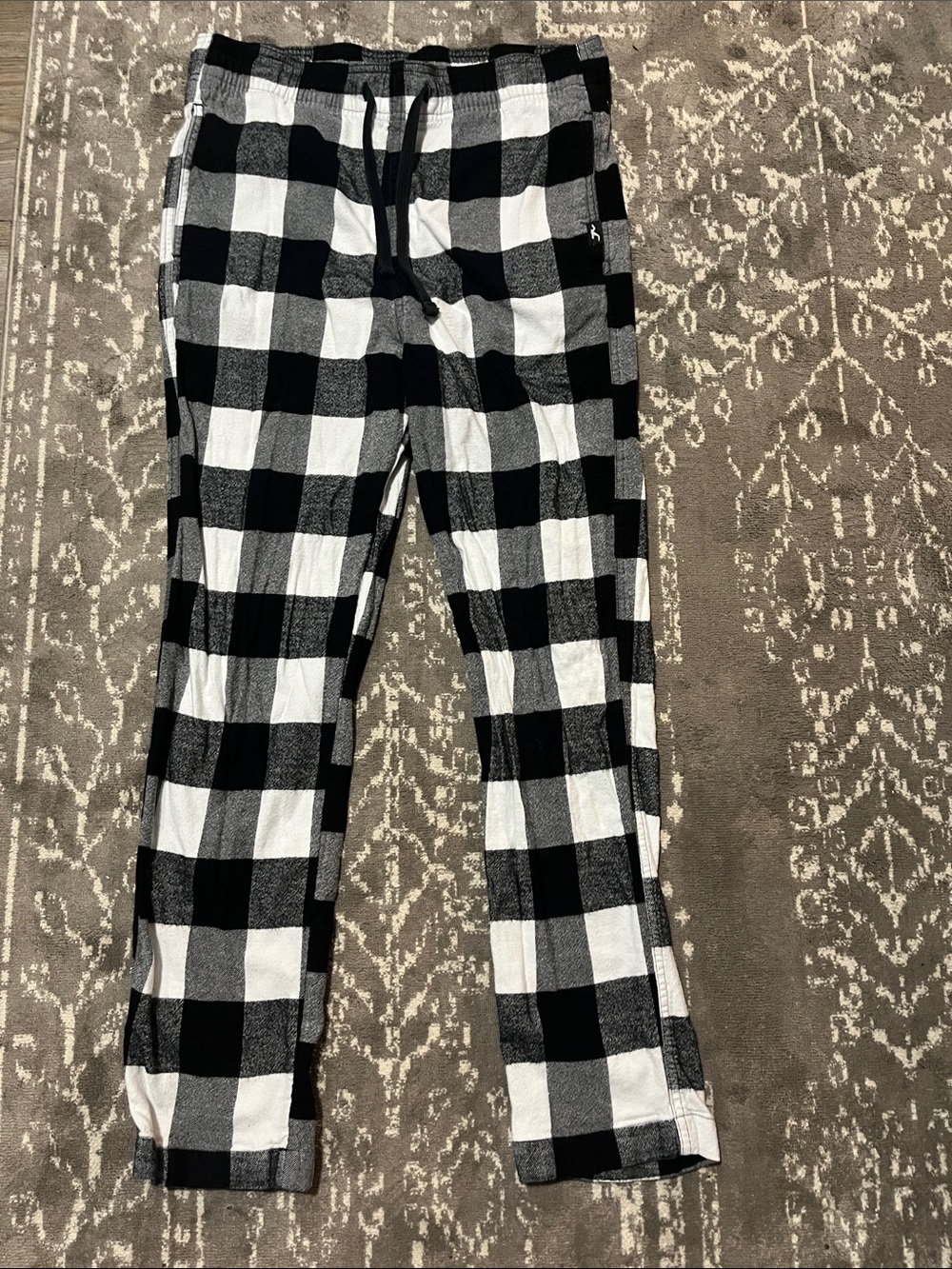 Hollister Black & White Buffalo Plaid Pajama Pants 55% Cotton
